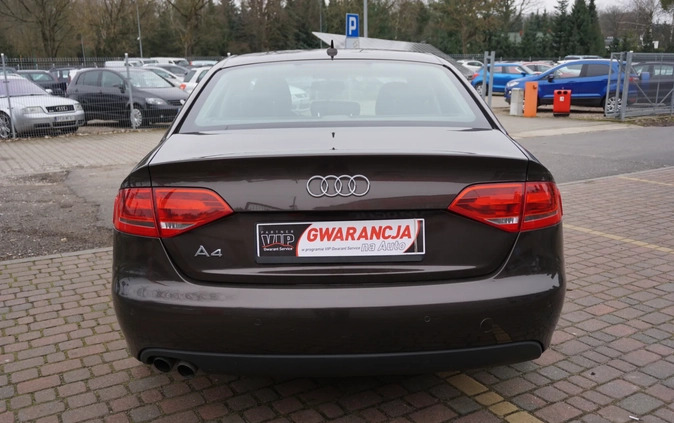 Audi A4 cena 37900 przebieg: 173000, rok produkcji 2011 z Brzozów małe 232